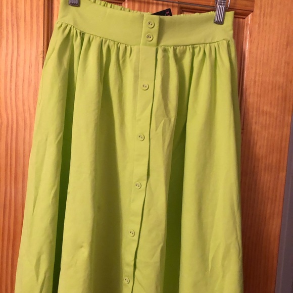 Skirt - Picture 2 of 3